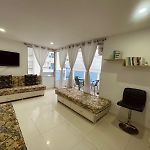 Low Cost Tranquilo apartamento con vista a la playa piso 14